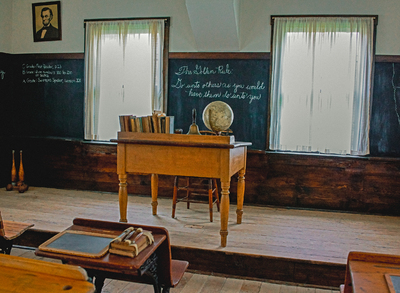 Old Quaker School
