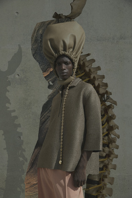 Mysteries of the Horizon - Loewe