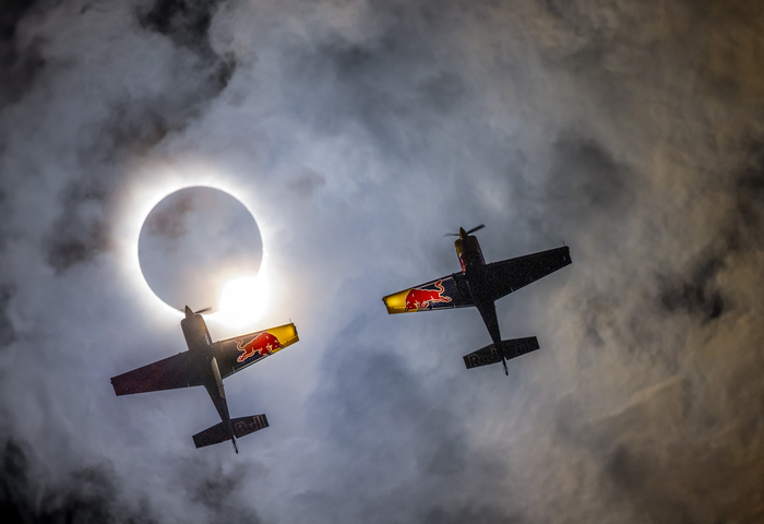 Eclipse - Chasing Darkness